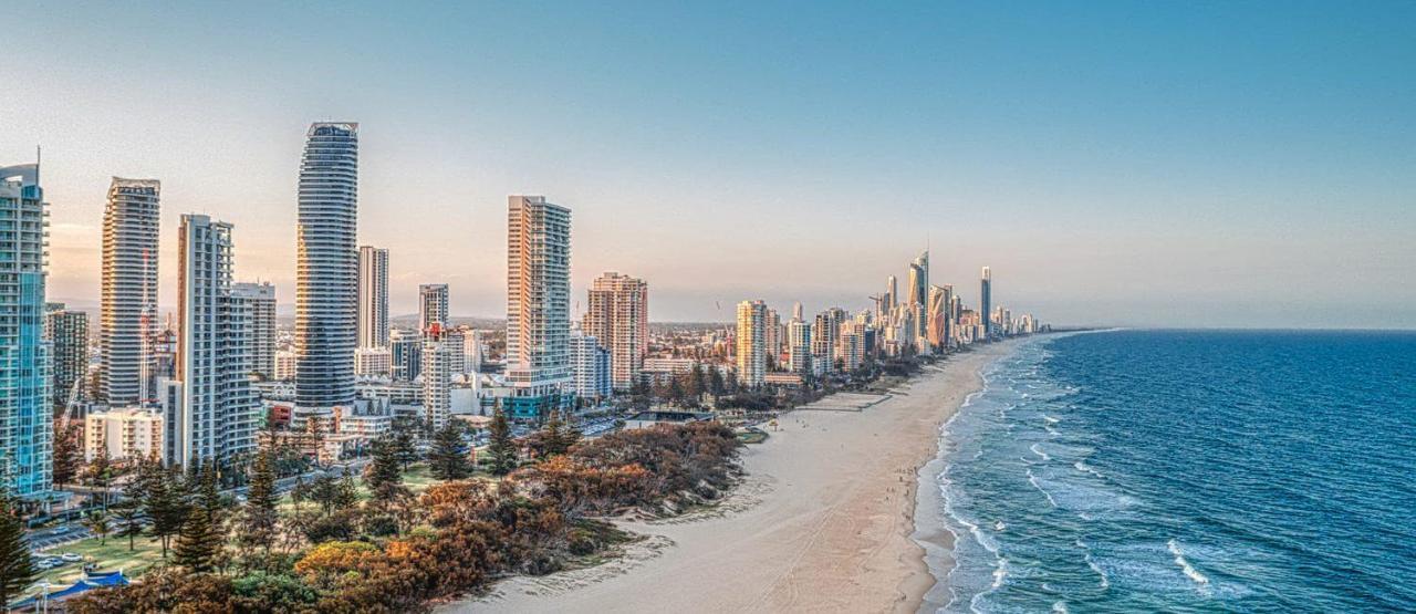 Air On Broadbeach Beachfront 2Level Stunning Apartment With 180 Degree Views Gold Coast Buitenkant foto